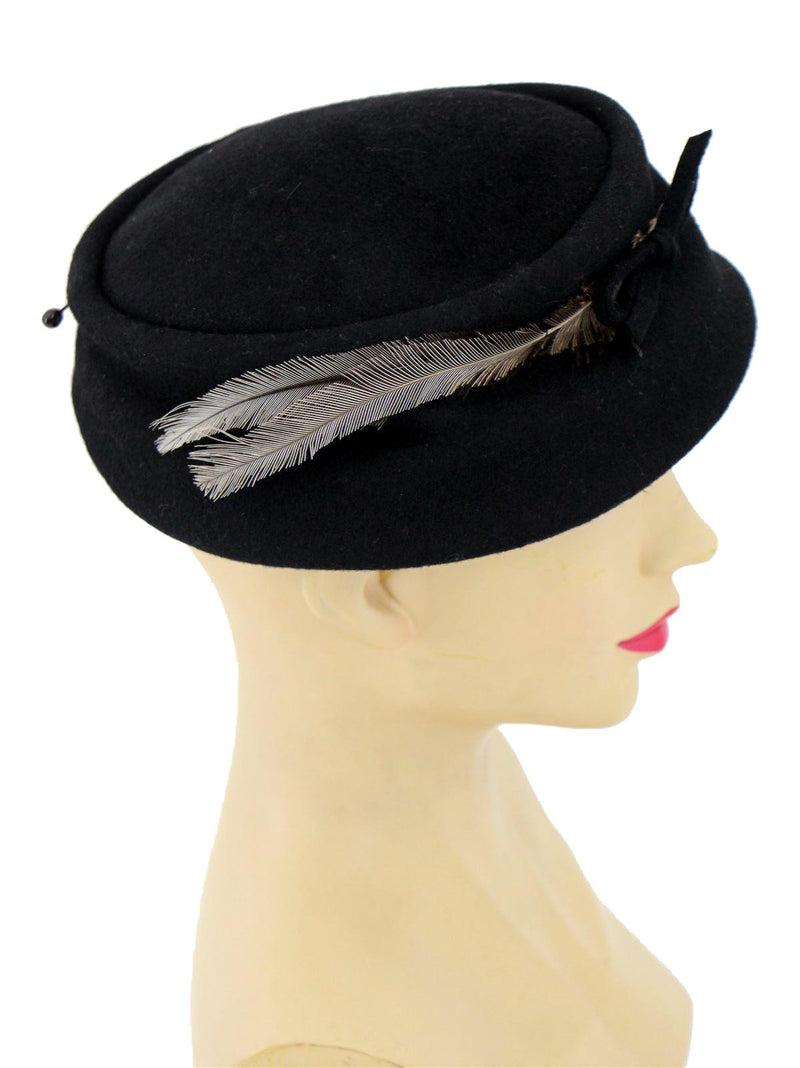 Black Felt 1950s Vintage Feather Trim Hat