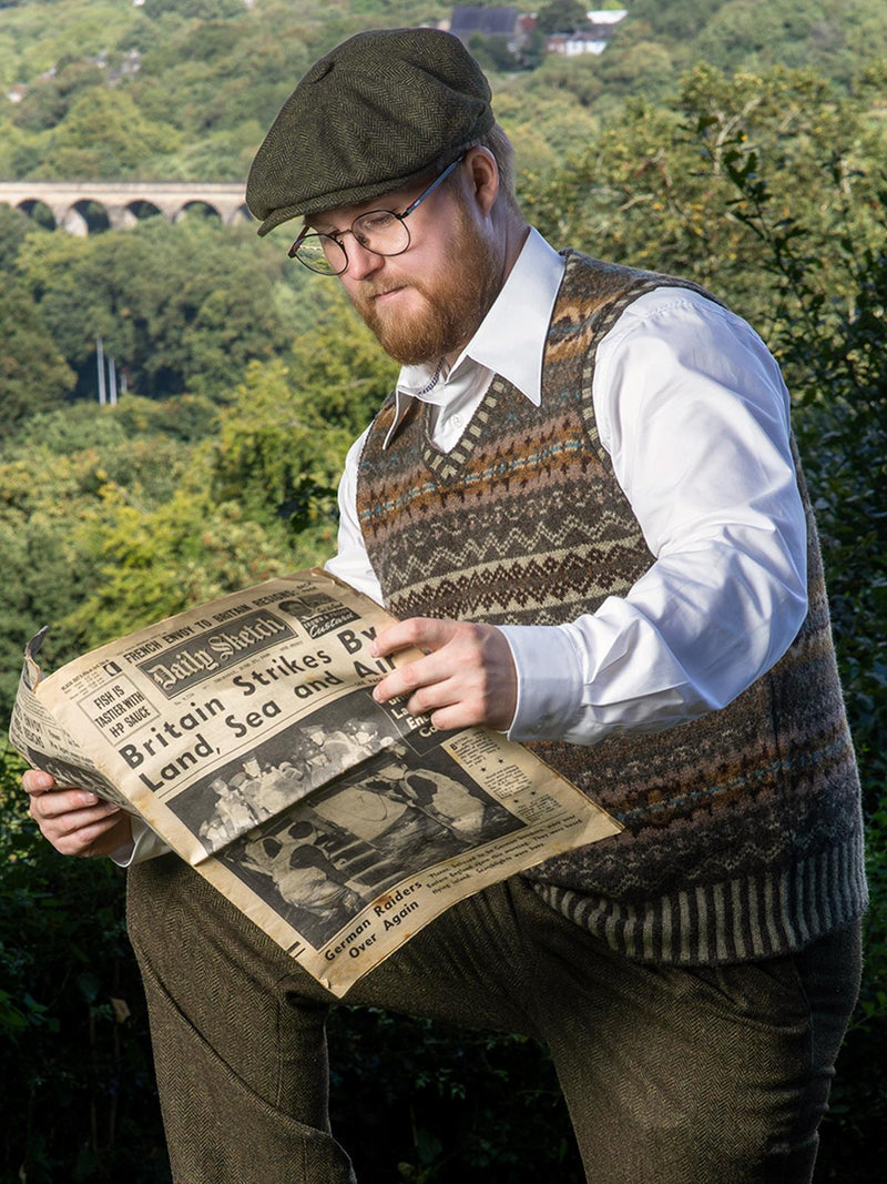 Vintage Style Shetland Wool Fair Isle Vest in Lovage Brown