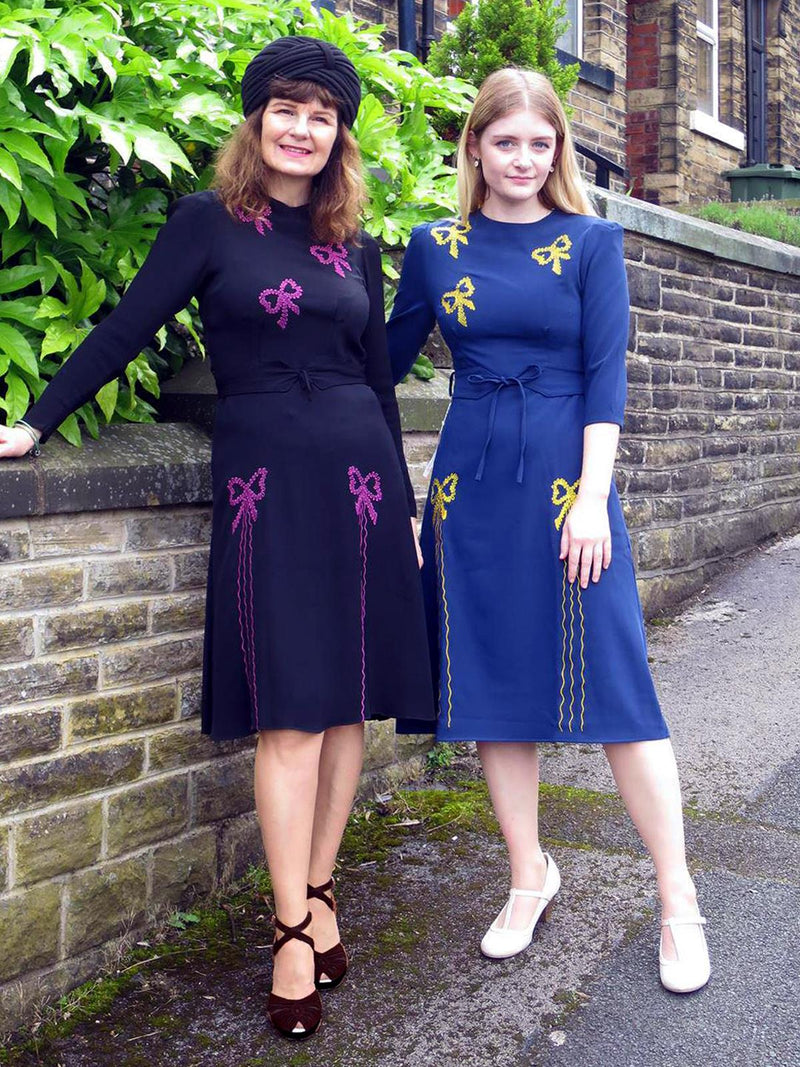 1940s Vintage Beau Belle Embroidered Dress in Blue