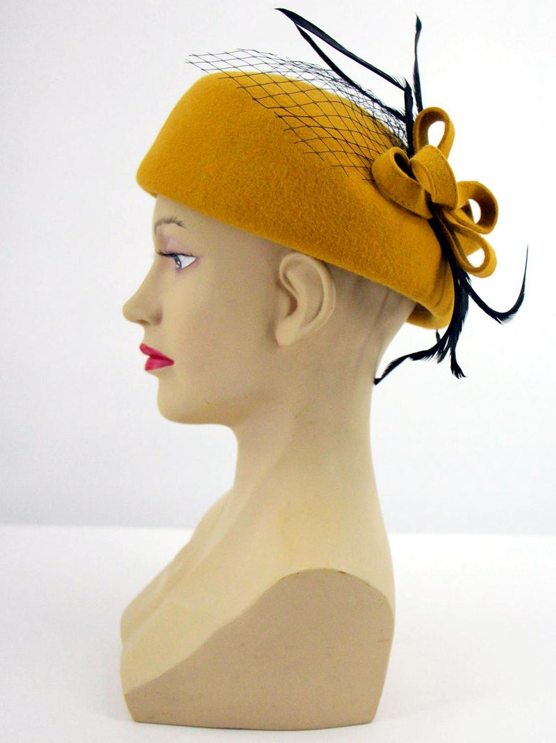 Vintage 1940s Style Mustard Felt Hat