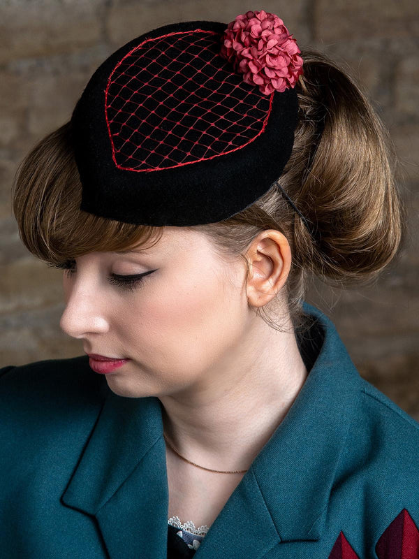 Black Felt 1940s Vintage Style Teardrop Hat