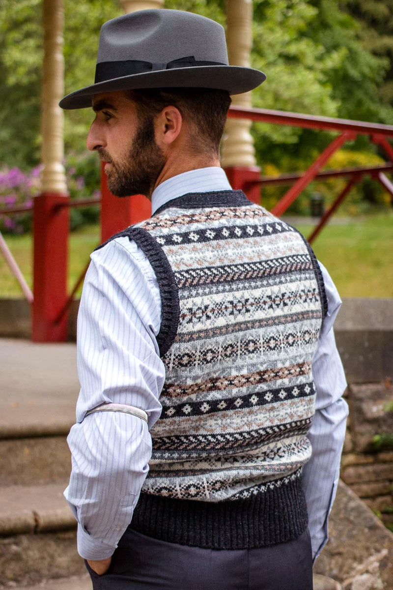 Forties Vintage Scottish Wool Buttoned Fairisle Tank Top in Charcoal Grey