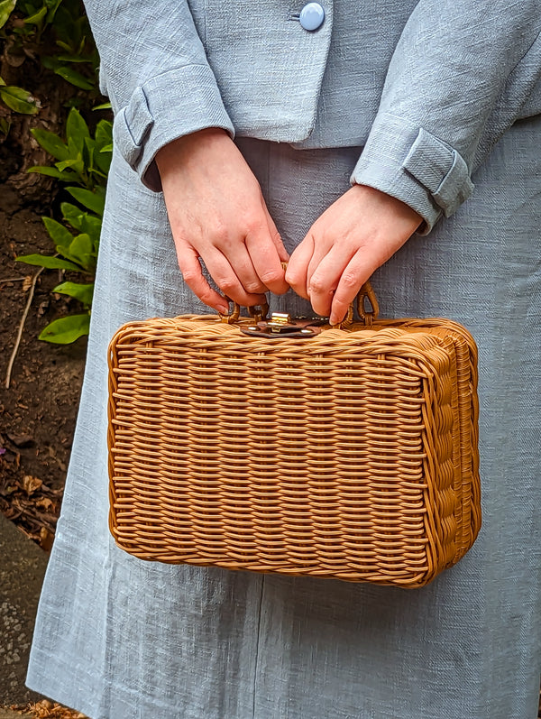 Vintage Basket 40s Style Woven Case Bag