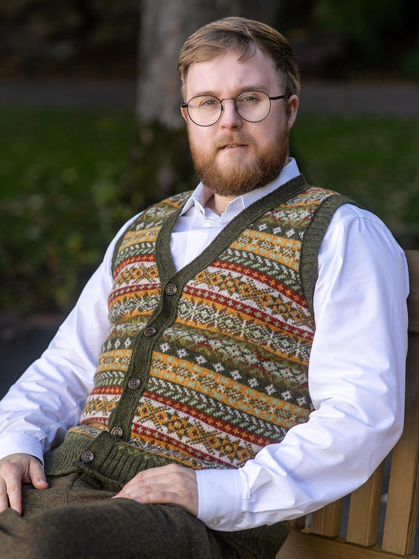 Scottish Wool Buttoned Fairisle Tank Top in Pine Green