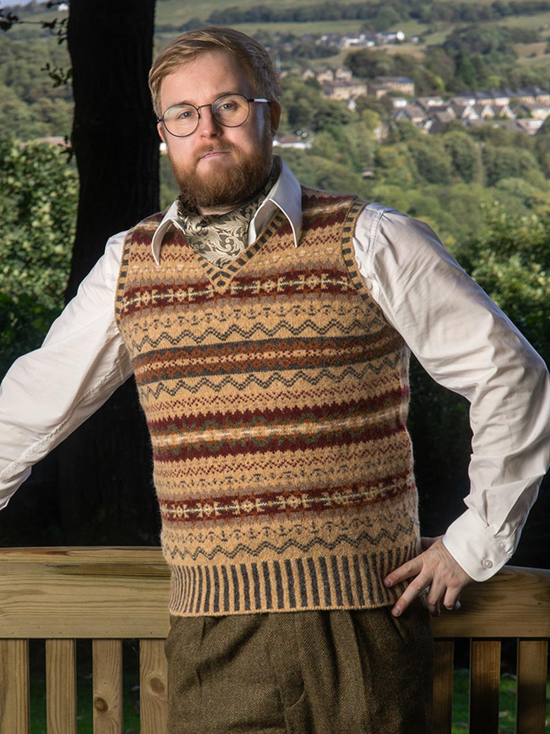 Vintage Style Shetland Wool Fair Isle Vest in Oswald Beige